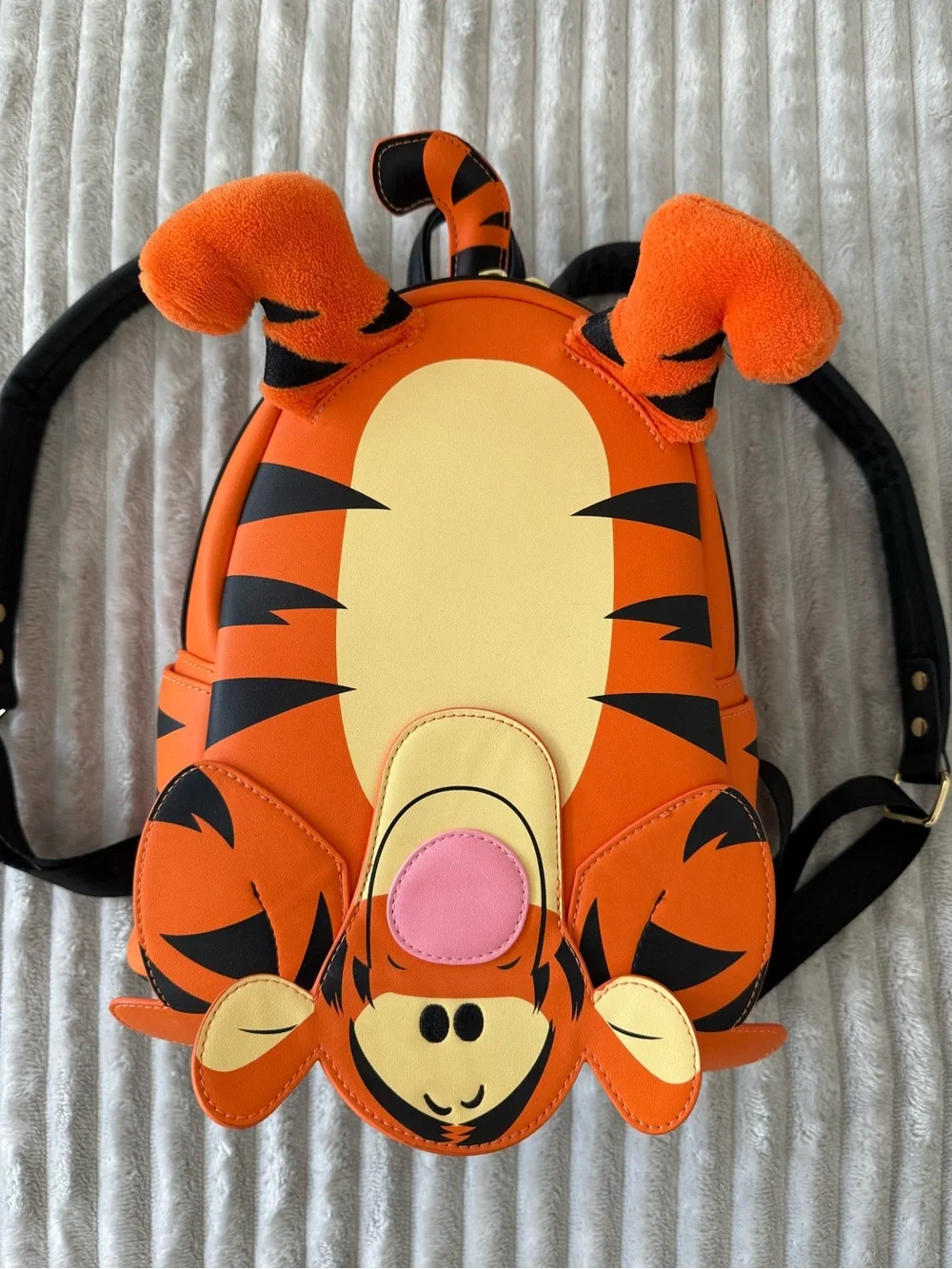 Loungefly Tigger Backpack - Picture 1 of 6